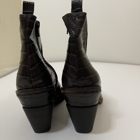 Gianni Bini Patent brown crocodile print ankle point toe western boots 9.5 - Picture 7 of 10